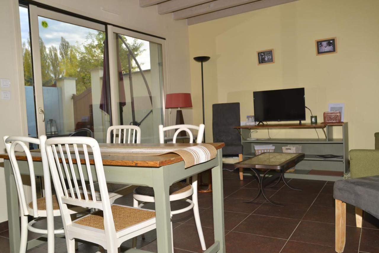 La Maison De Nicole Mousseaux-sur-Seine ภายนอก รูปภาพ